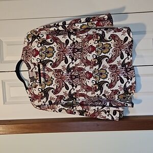 Chicos 1P (8-10) V-neck paisley blouse burgundy and cream